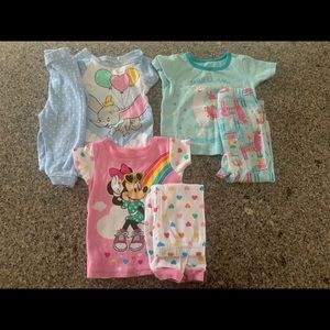 Bundle of 3 pajamas